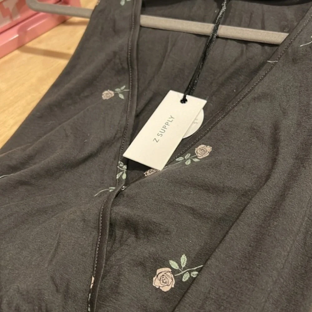 NWT Z supply‎ small new with tags black jumpsuit with pink roses washed black